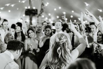 Packed dancefloor at a wedding